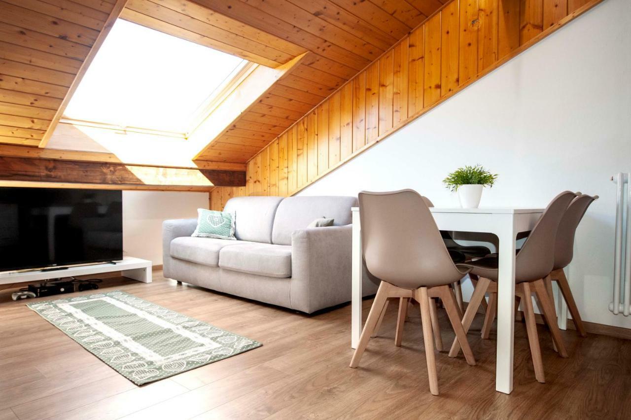 Apartamento La Mansarda Di Emma Pinzolo Exterior foto