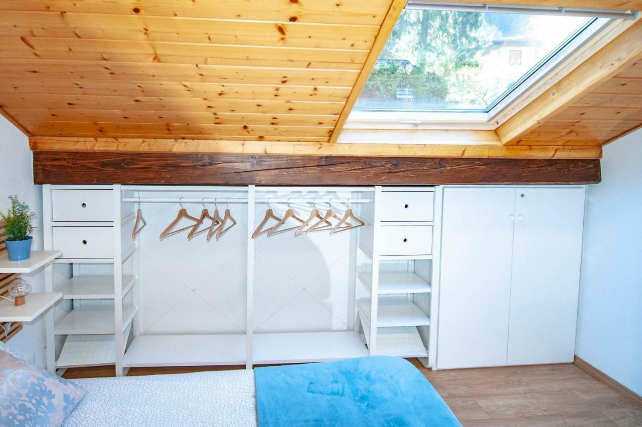 Apartamento La Mansarda Di Emma Pinzolo Exterior foto