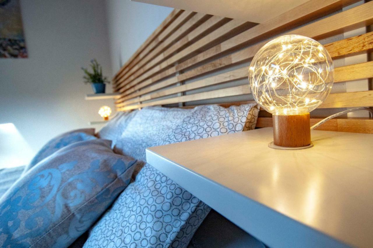 Apartamento La Mansarda Di Emma Pinzolo Exterior foto